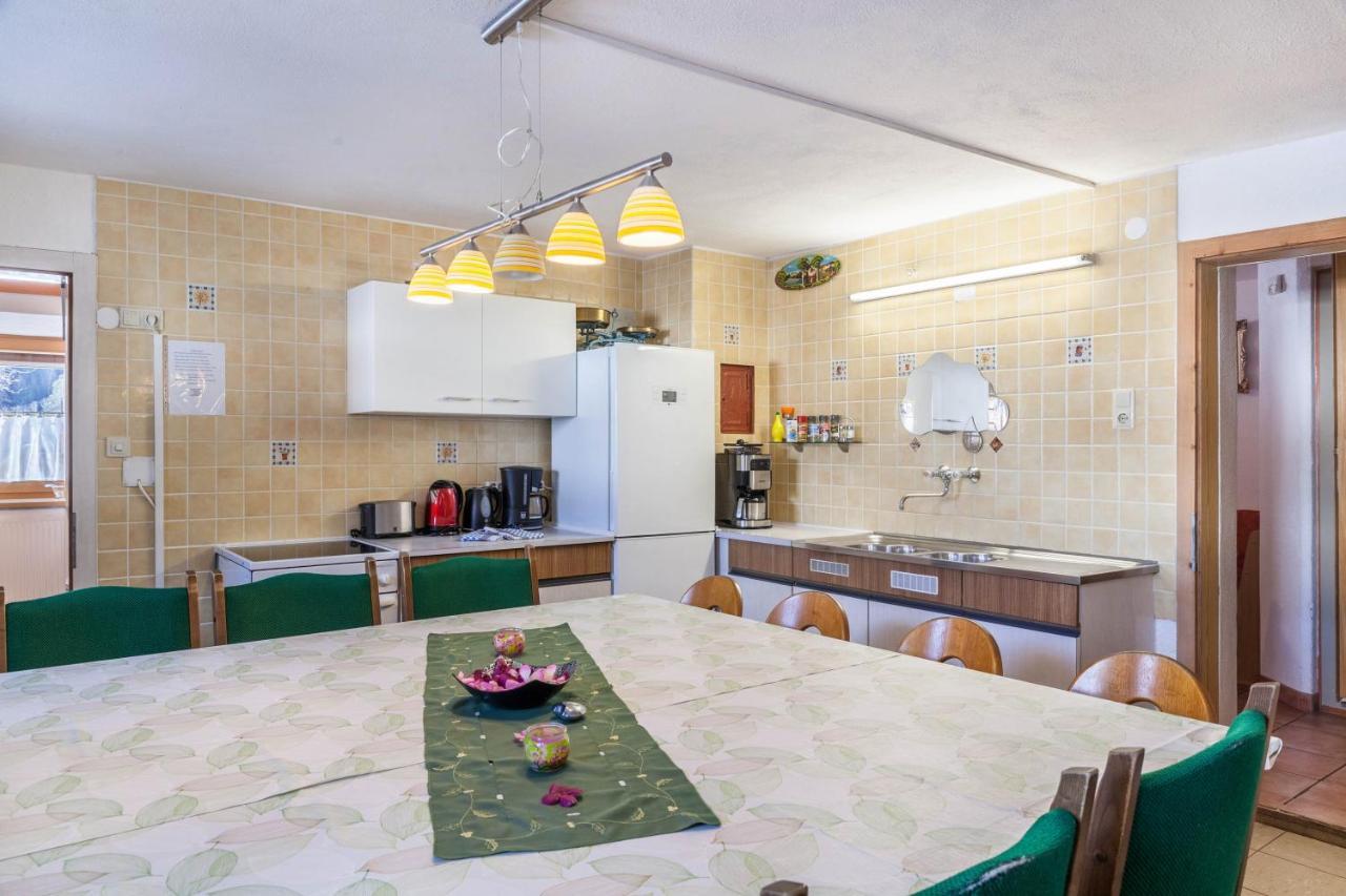 Ferienhaus Wechner Häselgehr Екстериор снимка