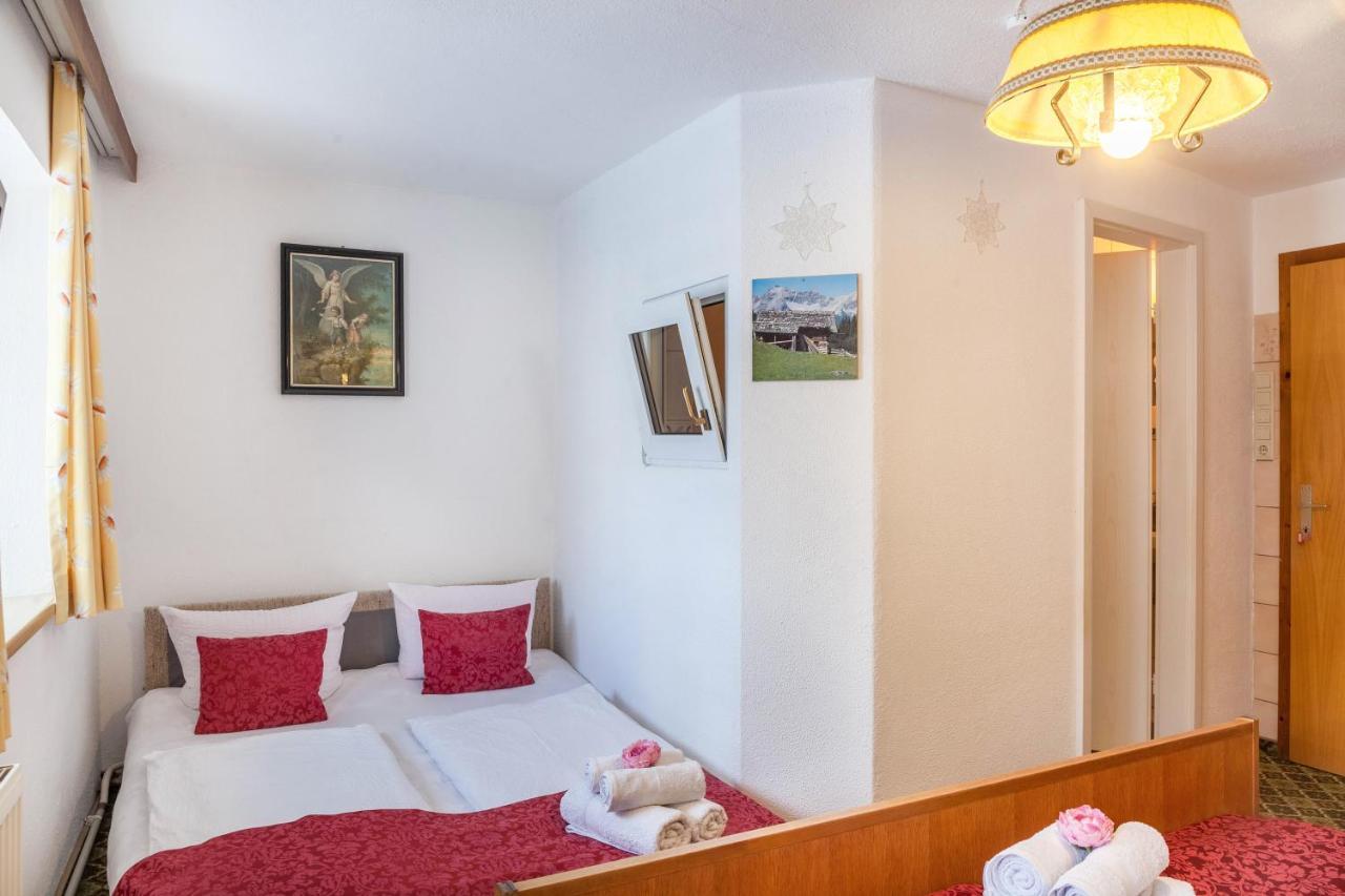 Ferienhaus Wechner Häselgehr Екстериор снимка