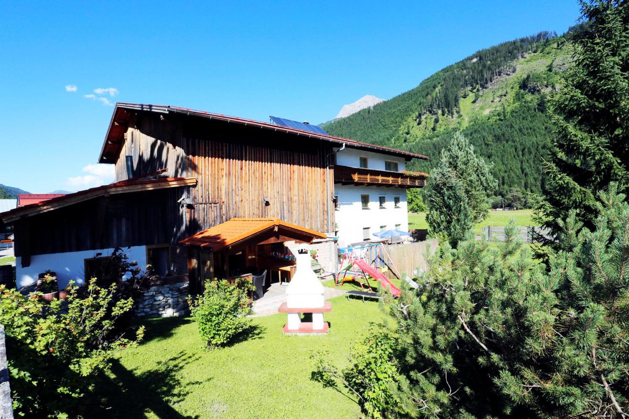 Ferienhaus Wechner Häselgehr Екстериор снимка