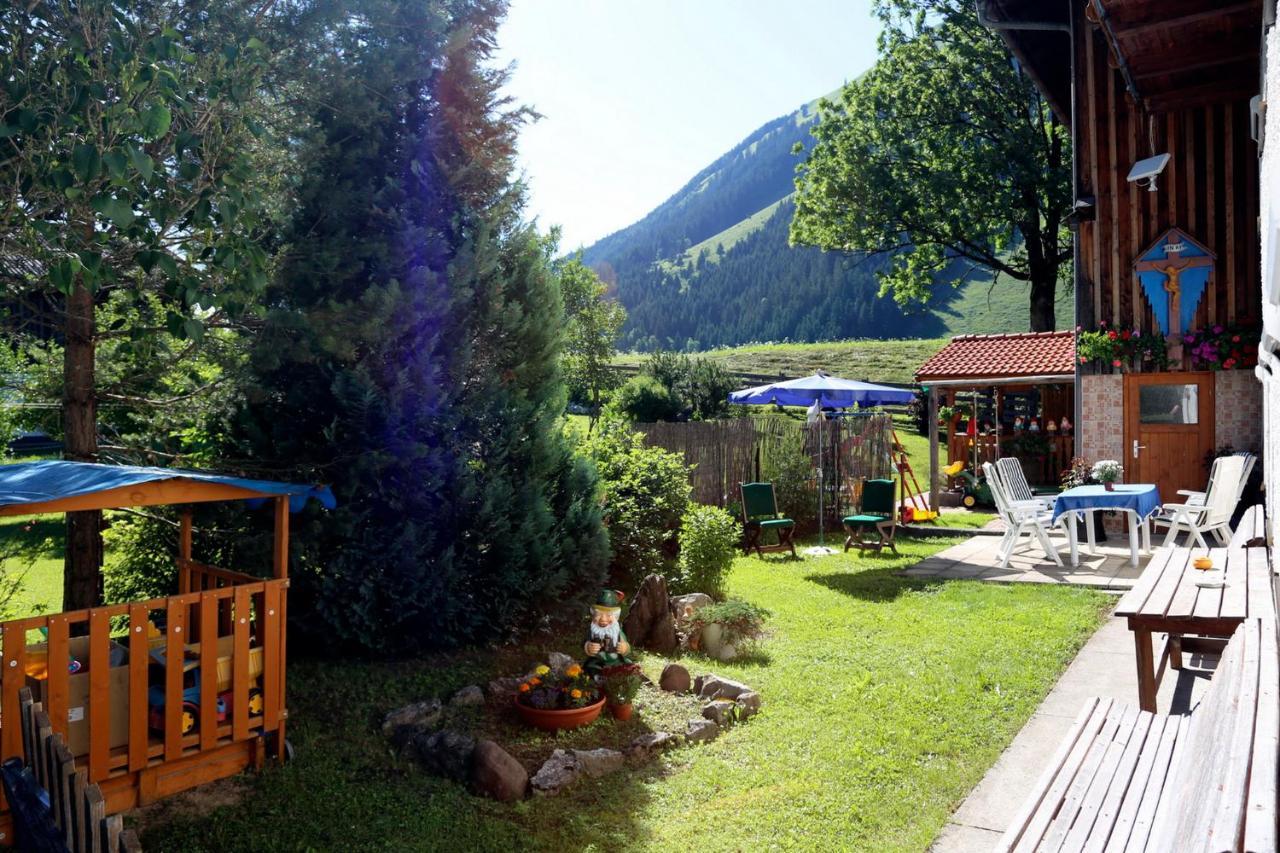 Ferienhaus Wechner Häselgehr Екстериор снимка