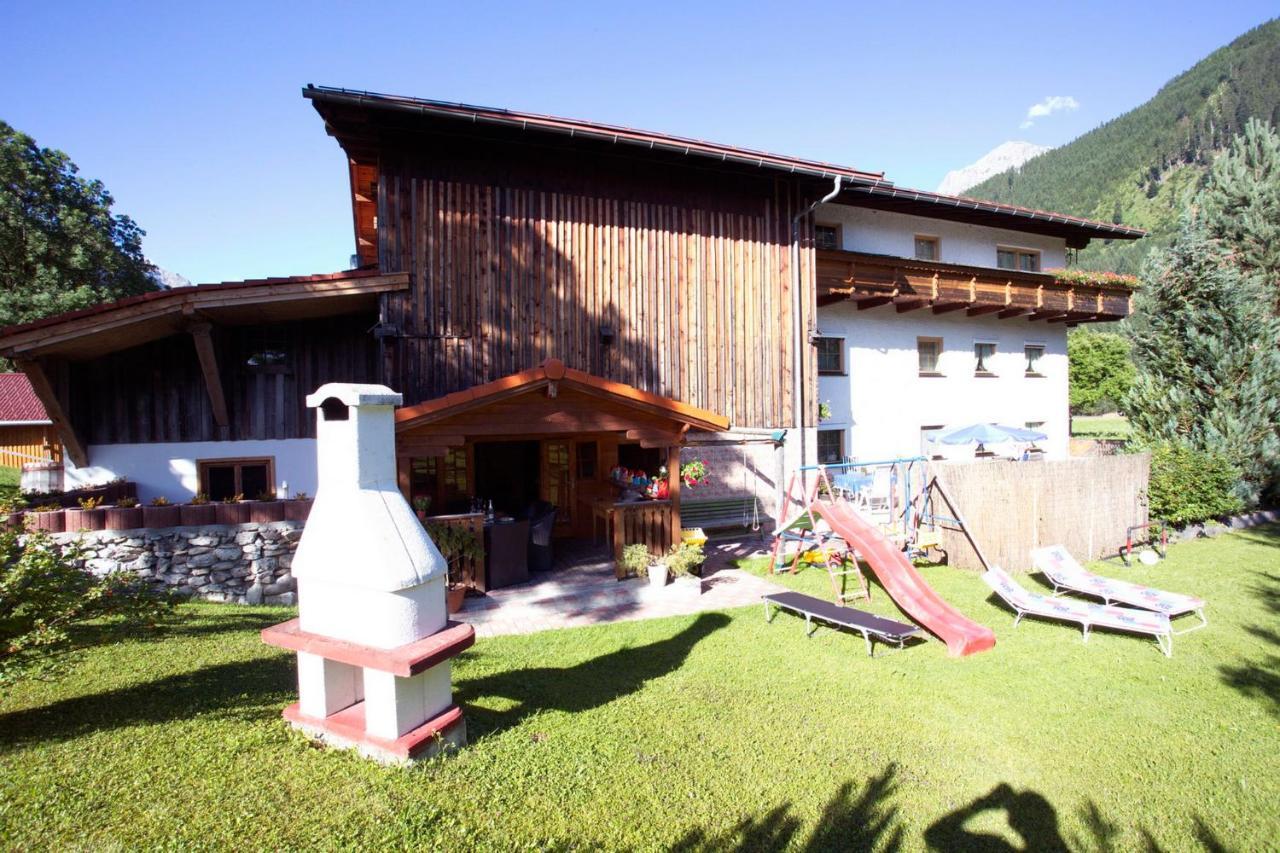 Ferienhaus Wechner Häselgehr Екстериор снимка